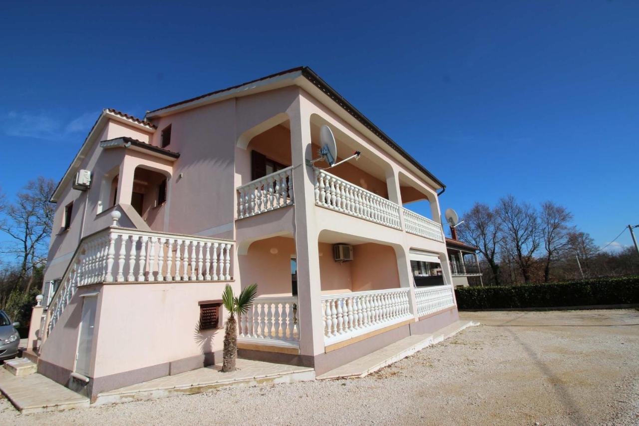 Appartamento Koraca B4 Kirmenjak Esterno foto