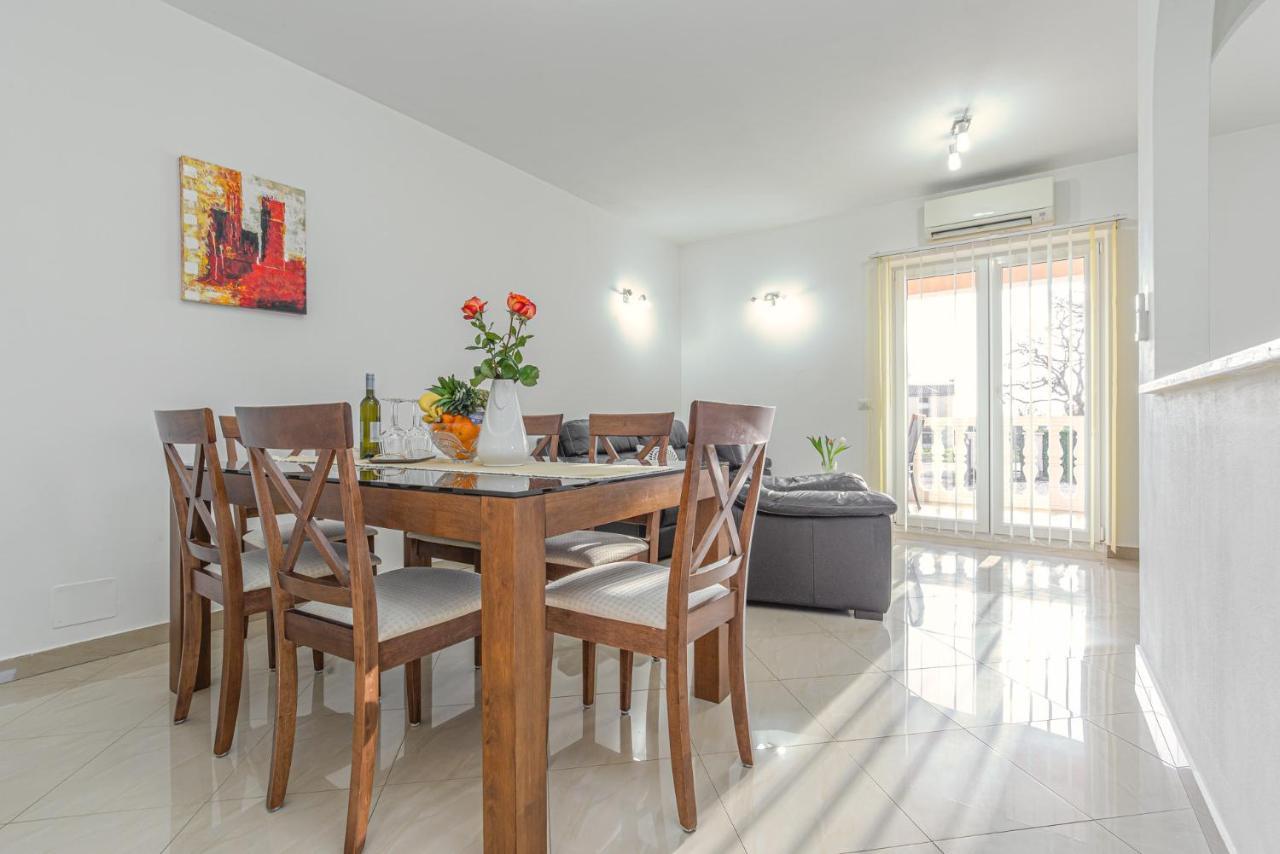 Appartamento Koraca B4 Kirmenjak Esterno foto
