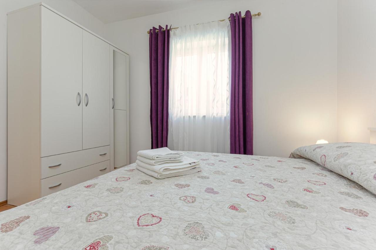 Appartamento Koraca B4 Kirmenjak Esterno foto