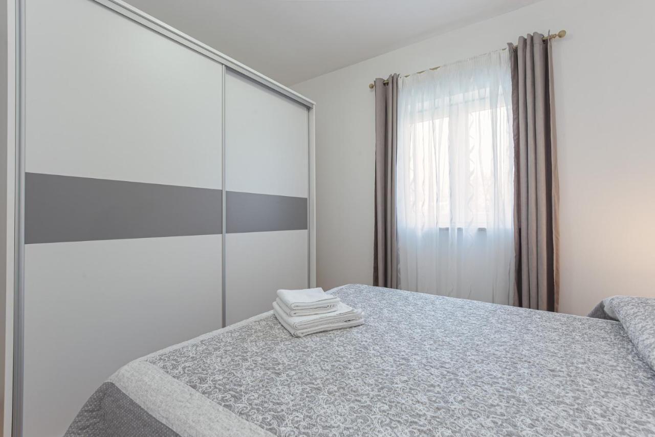 Appartamento Koraca B4 Kirmenjak Esterno foto